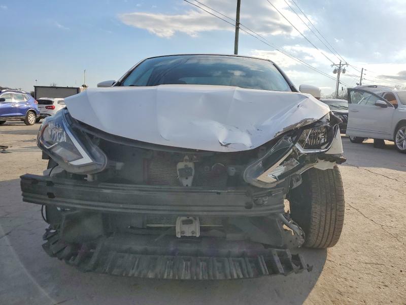 Photo 5 from auction – 2017 NISSAN SENTRA with VIN 3N1AB7AP9HL716318