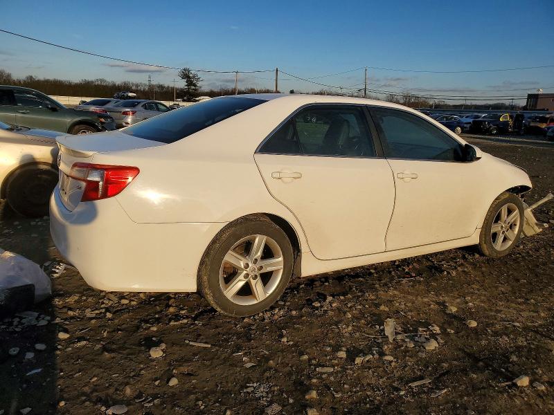 Photo 3 from auction – 2013 TOYOTA CAMRY L with VIN 4T1BF1FK5DU215423