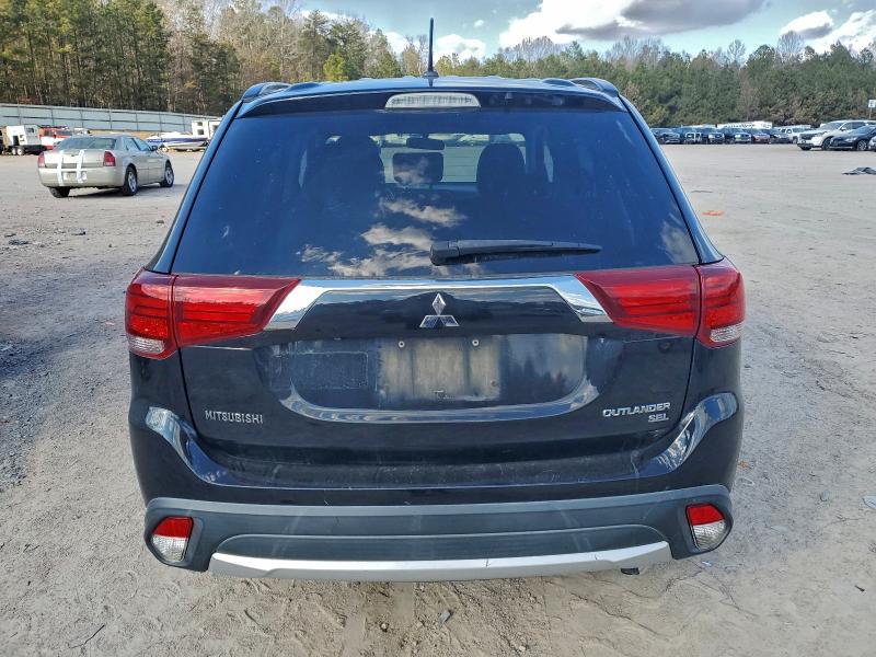 Photo 6 from auction – 2016 MITSUBISHI OUTLANDER with VIN JA4AD3A38GZ037297