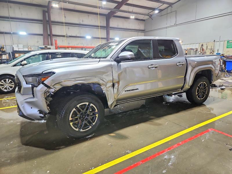 TOYOTA TACOMA DOU 2025 with VIN 3TMLB5JN0SM198738 - Photo from auction