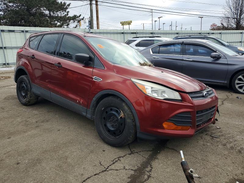Photo 4 from auction – 2016 FORD ESCAPE S with VIN 1FMCU0F79GUB05690