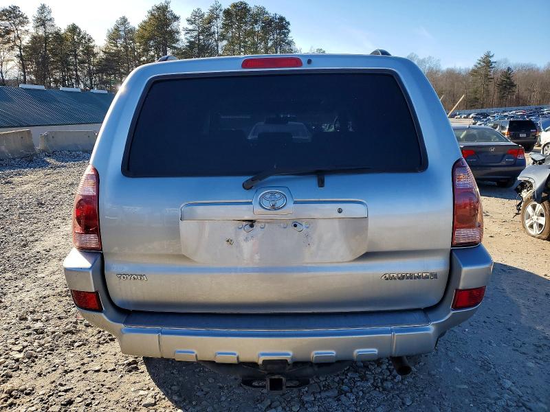 Photo 6 from auction – 2005 TOYOTA 4RUNNER SR with VIN JTEBT14R150047474