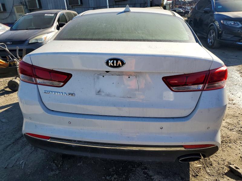 Photo 6 from auction – 2018 KIA OPTIMA with VIN 5XXGT4L30JG214103