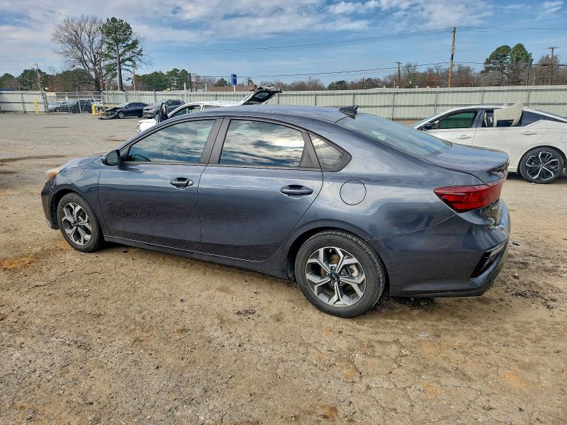 Photo 2 from auction – 2021 KIA FORTE FE with VIN 3KPF24AD1ME347251