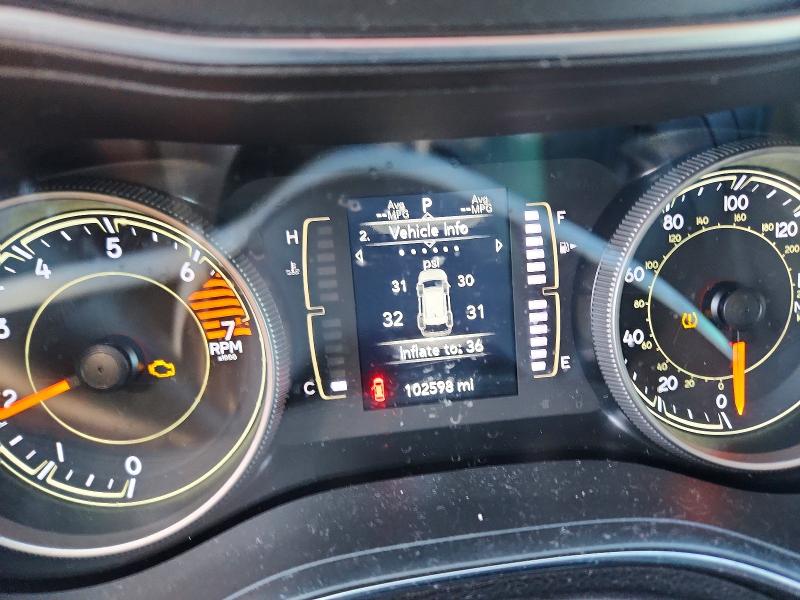 Photo 9 from auction – 2019 JEEP CHEROKEE with VIN 1C4PJLCB0KD263207