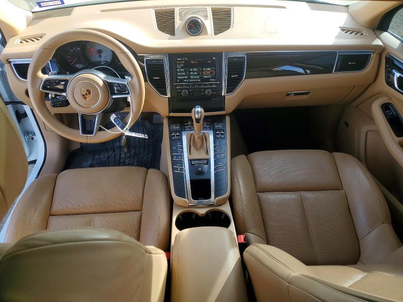 Photo 8 from auction – 2016 PORSCHE MACAN S with VIN WP1AB2A57GLB46097