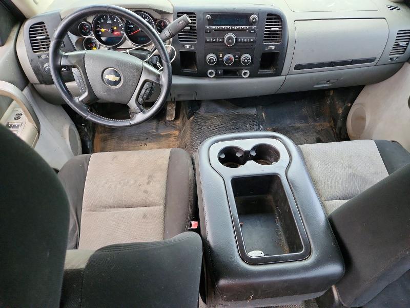 Photo 8 from auction – 2009 CHEVROLET SILVERADO with VIN 1GCHC43K99F184525