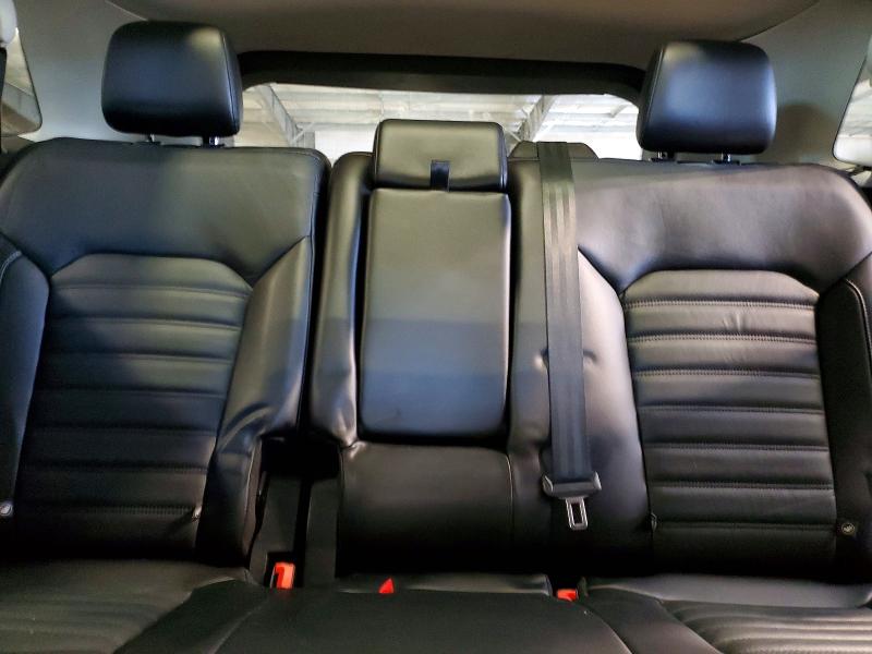 Photo 10 from auction – 2017 FORD EDGE SEL with VIN 2FMPK4J94HBC57777