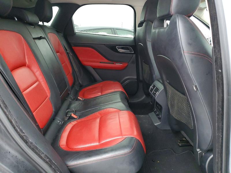 Photo 11 from auction – 2017 JAGUAR F-PACE R - with VIN SADCL2BV8HA882649