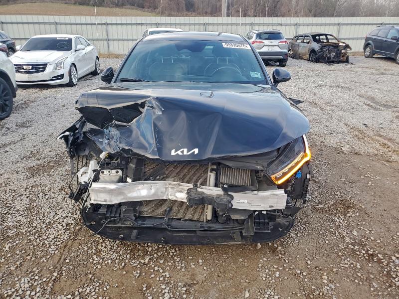 Photo 5 from auction – 2022 KIA K5 with VIN 5XXG64J20NG129396