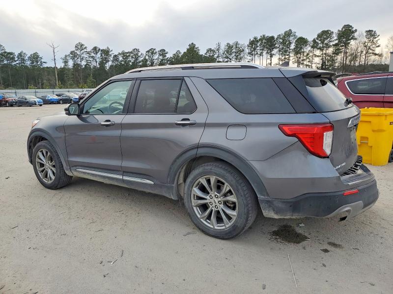 Photo 2 from auction – 2022 FORD EXPLORER L with VIN 1FMSK7FH0NGA29792