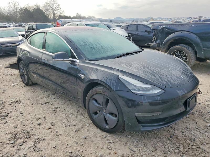 Photo 4 from auction – 2018 TESLA MODEL 3 with VIN 5YJ3E1EA1JF075590