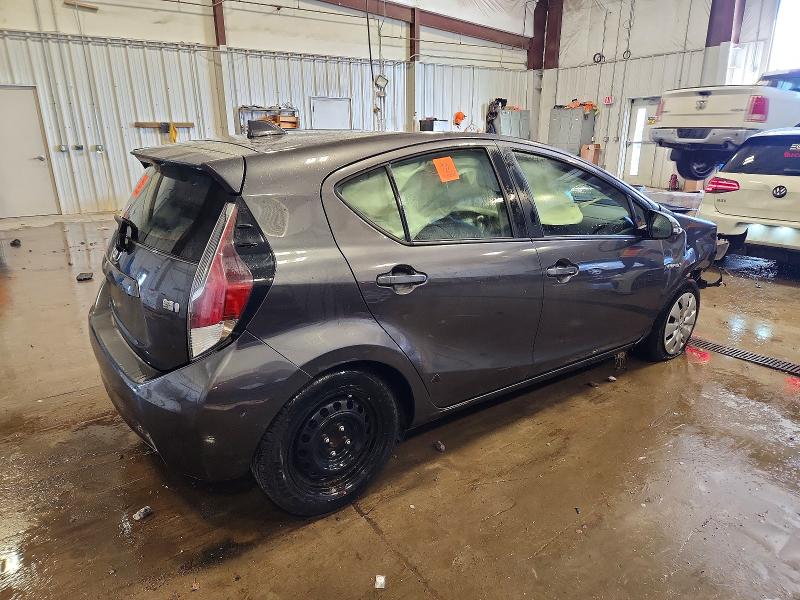 Photo 3 from auction – 2015 TOYOTA PRIUS C with VIN JTDKDTB30F1586532