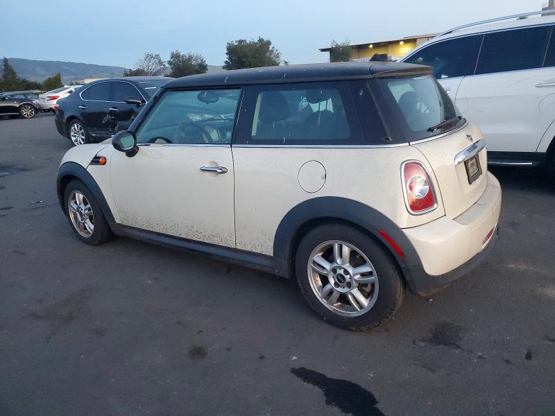 Photo 2 from auction – 2013 MINI COOPER with VIN WMWSU3C51DT692275