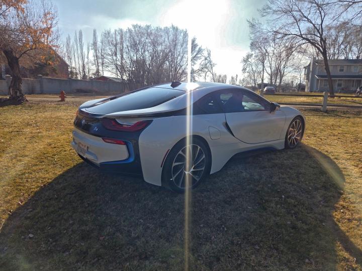 Фото 4 с аукциона – 2015 BMW I8 с VIN WBY2Z2C54FV392704