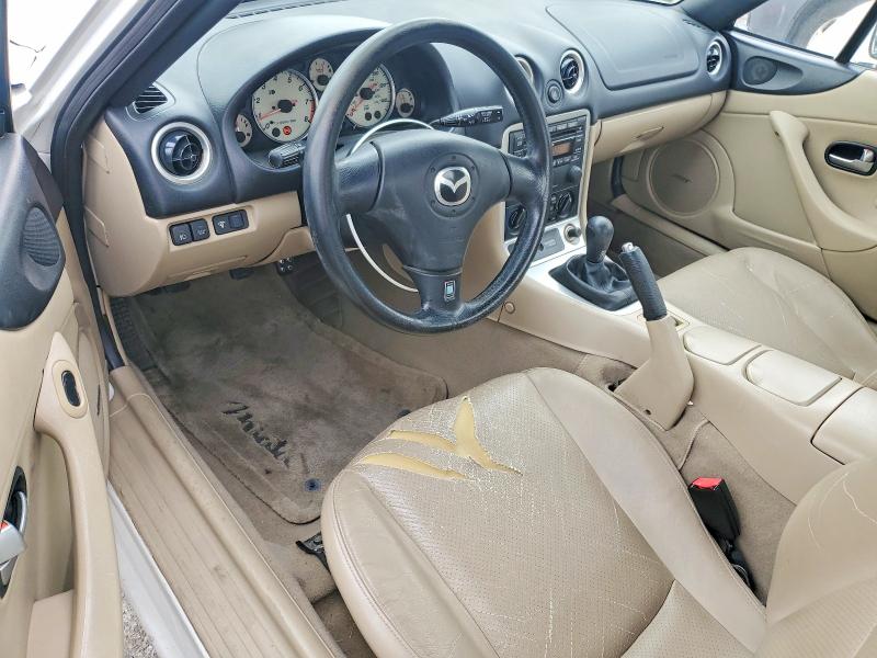 Photo 8 from auction – 2003 MAZDA MX-5 MIATA with VIN JM1NB353930301777