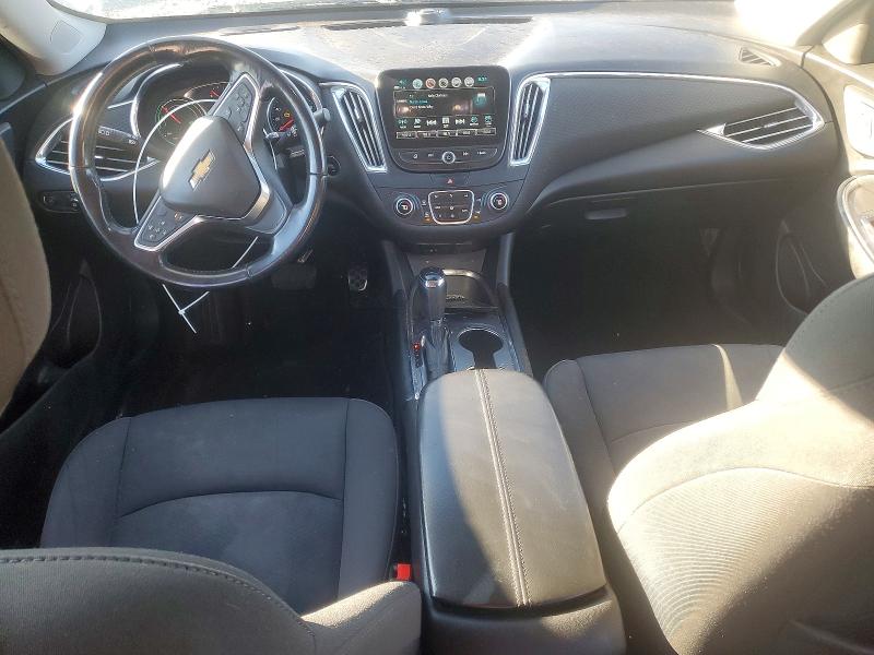 Photo 8 from auction – 2018 CHEVROLET MALIBU with VIN 1G1ZF5SU0JF185774