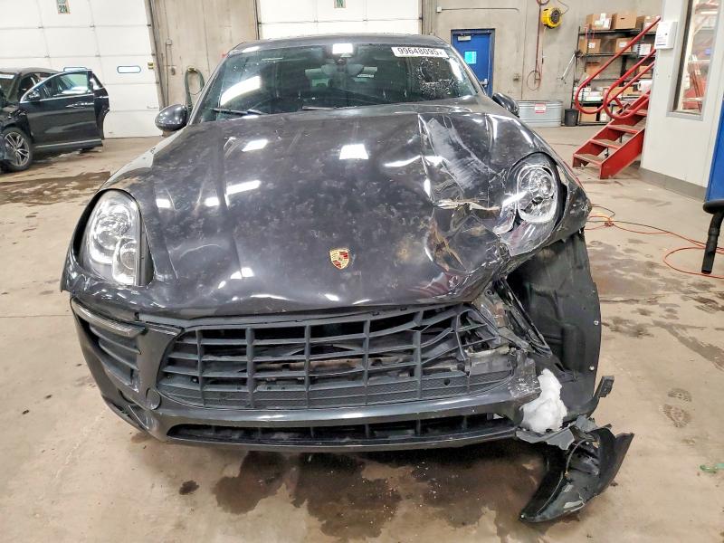 Photo 5 from auction – 2018 PORSCHE MACAN with VIN WP1AA2A53JLB01796