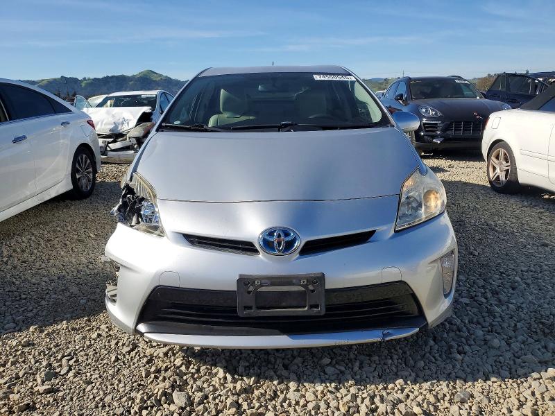 Photo 5 from auction – 2014 TOYOTA PRIUS with VIN JTDKN3DU7E0380650