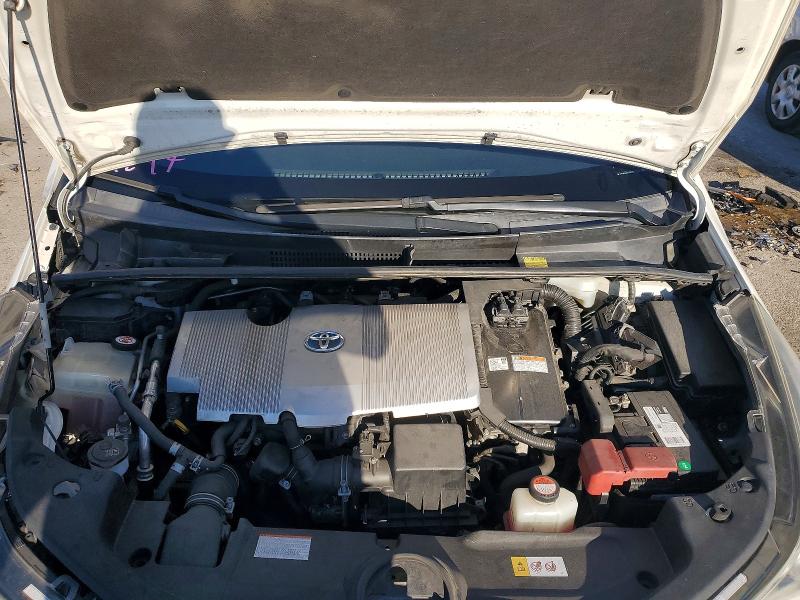 Photo 11 from auction – 2016 TOYOTA PRIUS with VIN JTDKARFU2G3017301