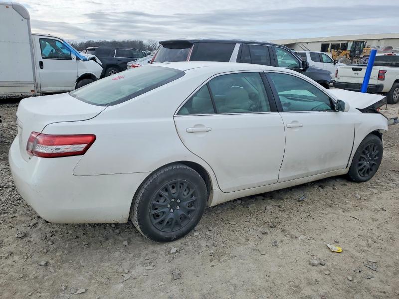 Photo 3 from auction – 2011 TOYOTA CAMRY BASE with VIN 4T4BF3EK2BR112766