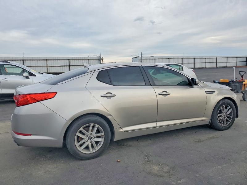 Photo 3 from auction – 2011 KIA OPTIMA LX with VIN KNAGM4A72B5174290