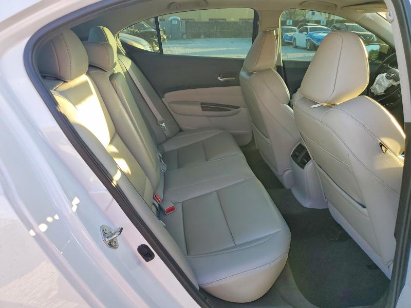 Zdjęcie 10 z aukcji – 2015 ACURA TLX z VIN 19UUB1F35FA016797