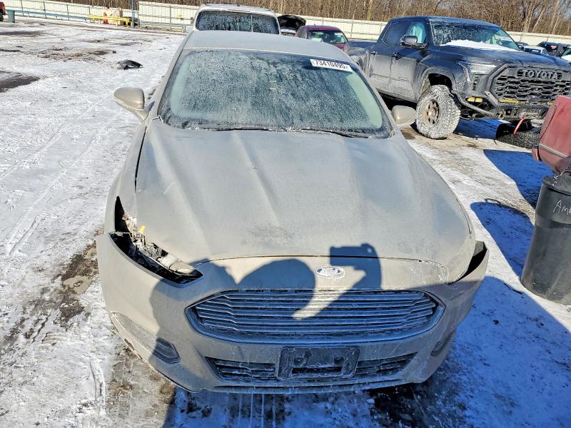Photo 5 from auction – 2016 FORD FUSION SE with VIN 3FA6P0H77GR131420