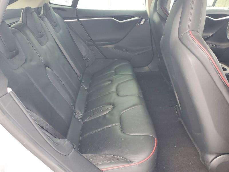 Photo 10 from auction – 2014 TESLA MODEL S with VIN 5YJSA1H19EFP52877