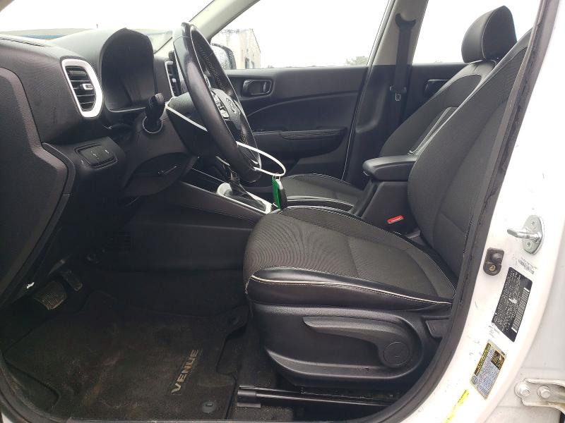 Photo 7 from auction – 2023 HYUNDAI VENUE with VIN KMHRC8A38PU223844
