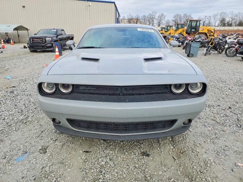 Photo 5 from auction – 2021 DODGE CHALLENGER with VIN 2C3CDZAGXMH577285