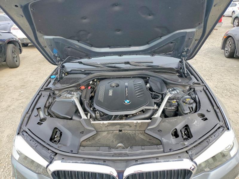 Photo 11 from auction – 2019 BMW 540 with VIN WBAJE5C50KG919790