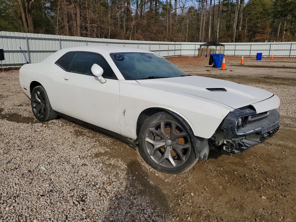 Photo 4 from auction – 2016 DODGE CHALLENGER with VIN 2C3CDZAG9GH113506