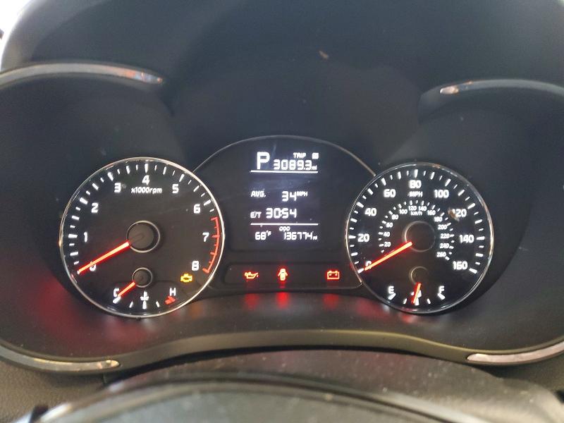 Photo 9 from auction – 2018 KIA FORTE with VIN 3KPFK4A70JE165319