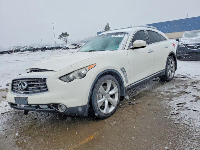 2013 INFINITI FX50