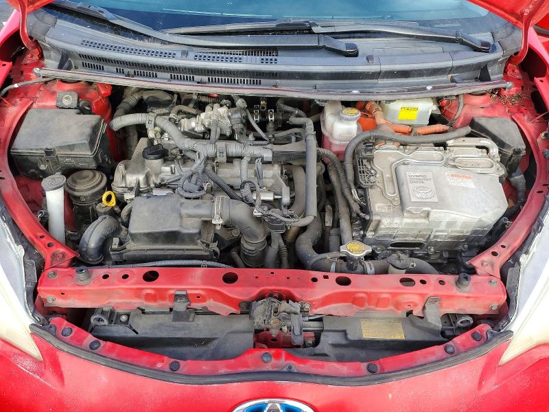 Photo 12 from auction – 2012 TOYOTA PRIUS C with VIN JTDKDTB37C1024512