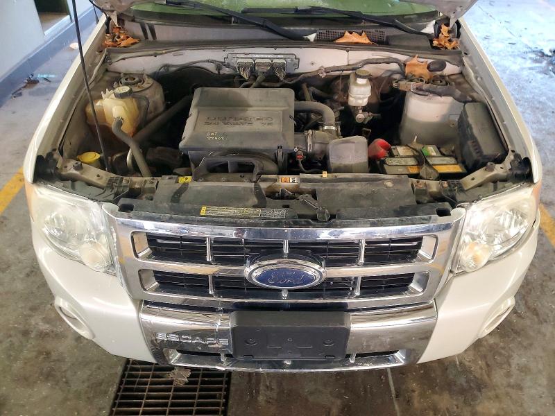 Photo 12 from auction – 2009 FORD ESCAPE LIM with VIN 1FMCU04G39KA30115