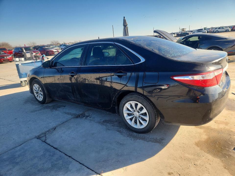Photo 2 from auction – 2015 TOYOTA CAMRY LE with VIN 4T4BF1FK0FR494787