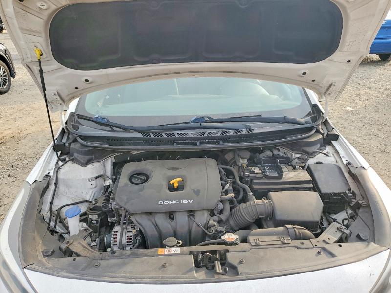 Photo 11 from auction – 2017 KIA FORTE LX with VIN 3KPFK4A72HE039263