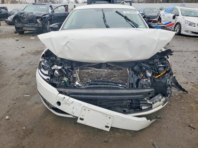 Photo 5 from auction – 2013 VOLKSWAGEN CC SPORT with VIN WVWBP7AN1DE502113