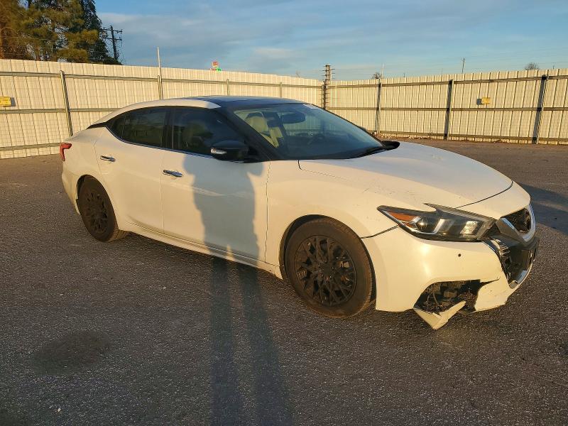 Photo 4 from auction – 2016 NISSAN MAXIMA with VIN 1N4AA6AP2GC904639
