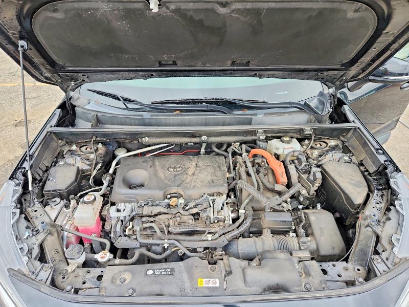 Photo 12 from auction – 2020 TOYOTA RAV4 XLE with VIN 4T3R6RFVXLU002979