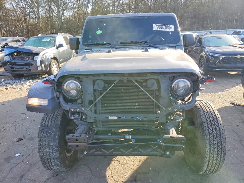 Photo 5 from auction – 2020 JEEP GLADIATOR with VIN 1C6HJTAG2LL194652