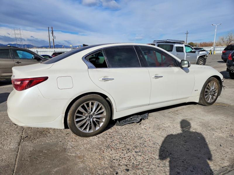 Photo 3 from auction – 2018 INFINITI Q50 LUXE with VIN JN1EV7AR5JM440113
