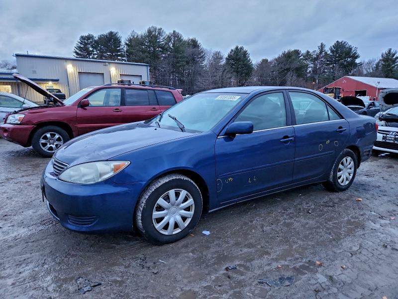 TOYOTA CAMRY LE 2005 with VIN 4T1BE32K95U425447 - Photo from auction