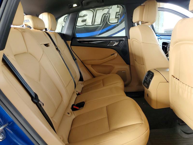 Photo 10 from auction – 2017 PORSCHE MACAN S with VIN WP1AB2A57HLB15918