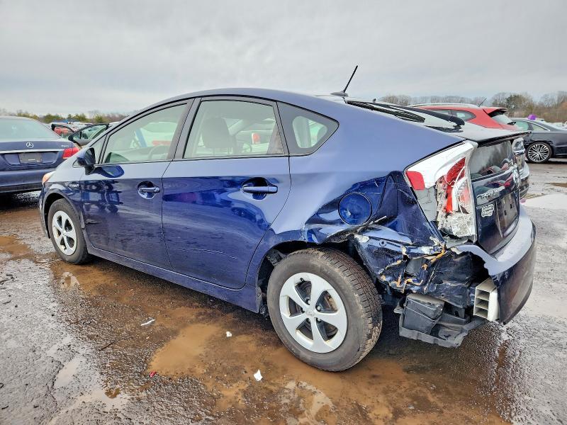 Photo 2 from auction – 2015 TOYOTA PRIUS with VIN JTDKN3DU6F0432125