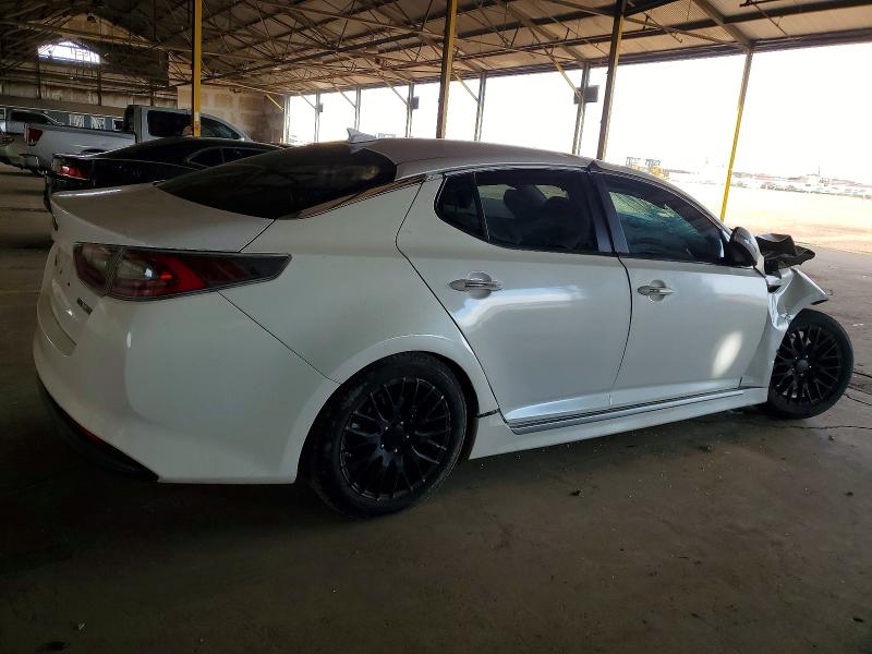 Photo 3 from auction – 2016 KIA OPTIMA with VIN KNAGN4AD2G5093929