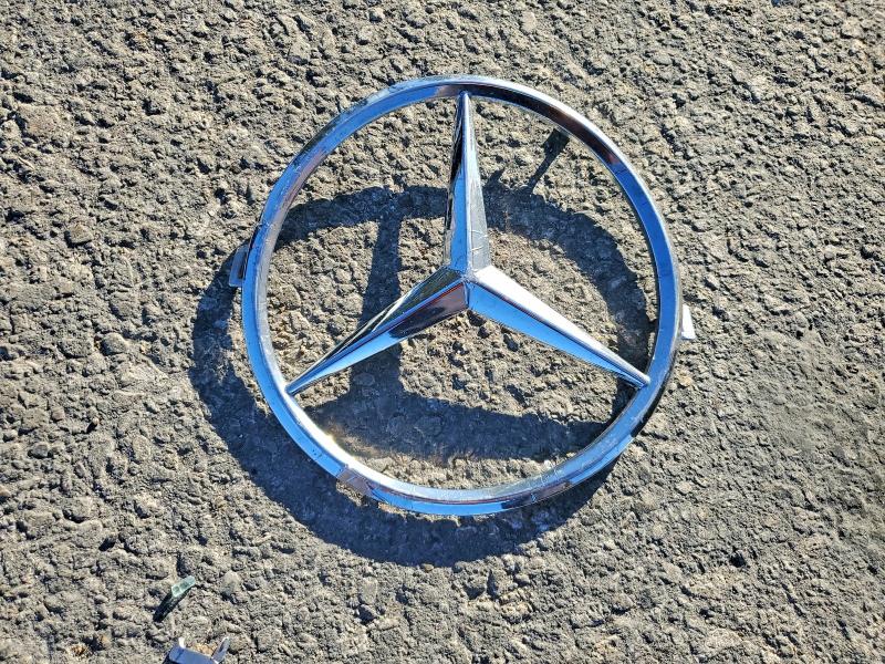 Photo 12 from auction – 2017 MERCEDES-BENZ E 300 4MAT with VIN WDDZF4KB0HA137589