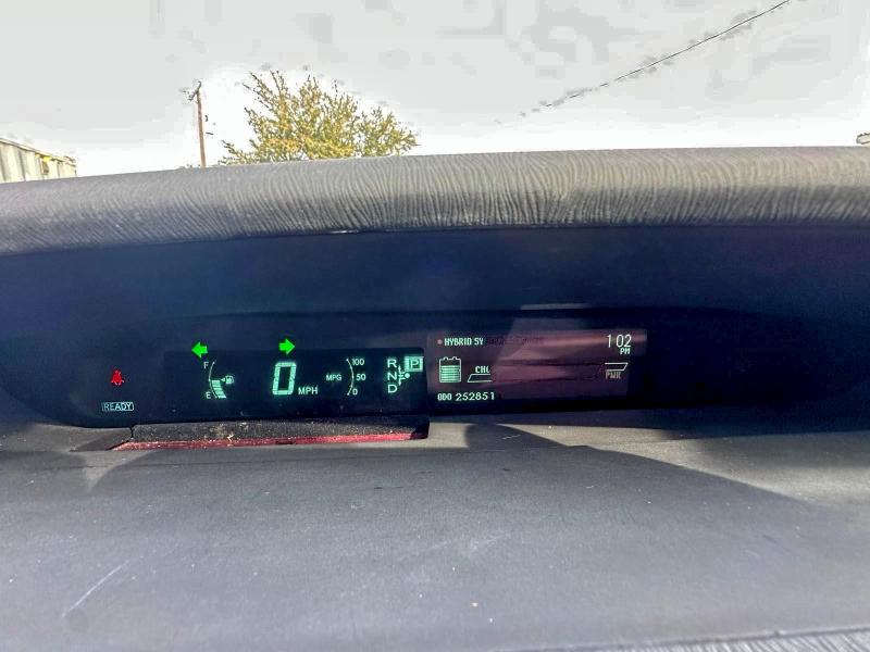 Photo 8 from auction – 2015 TOYOTA PRIUS with VIN JTDKN3DU5F0406678